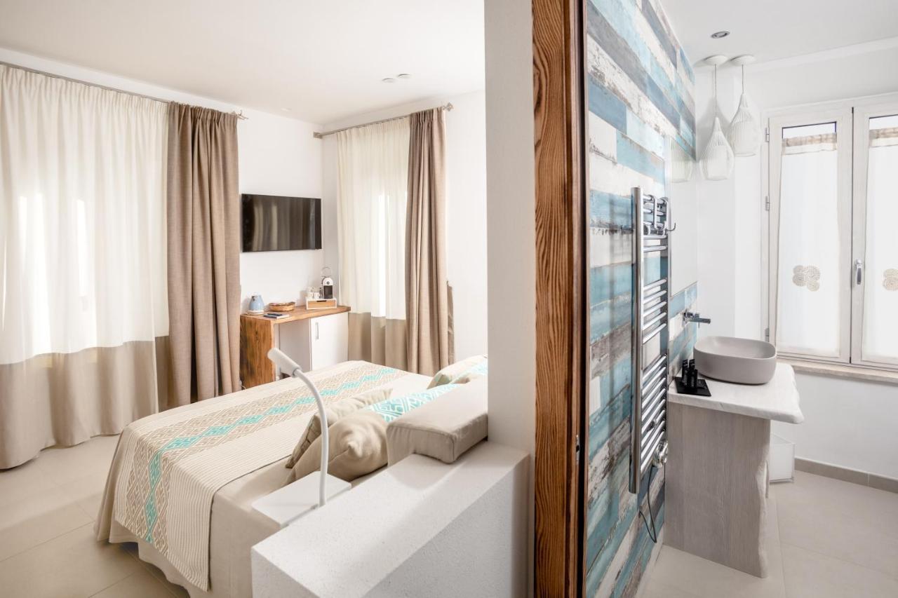 Assaje' Luxury Rooms Santa Teresa Gallura Exterior photo